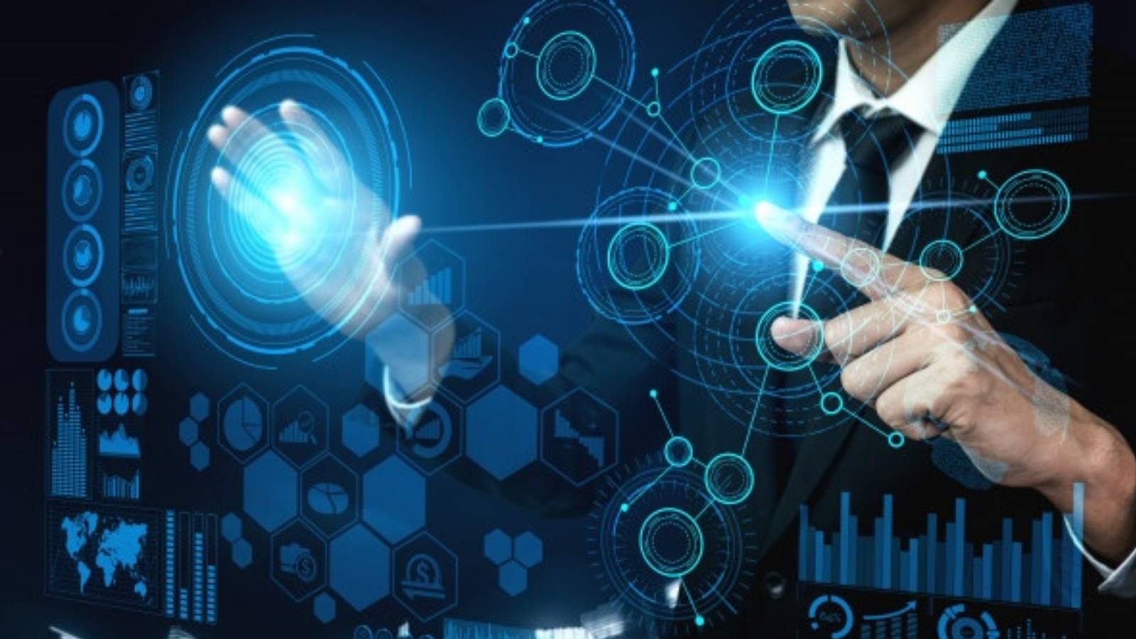 XP Inc. Acquires Insurtech DM10 Strengthening Its Presence in the Insurance Sector