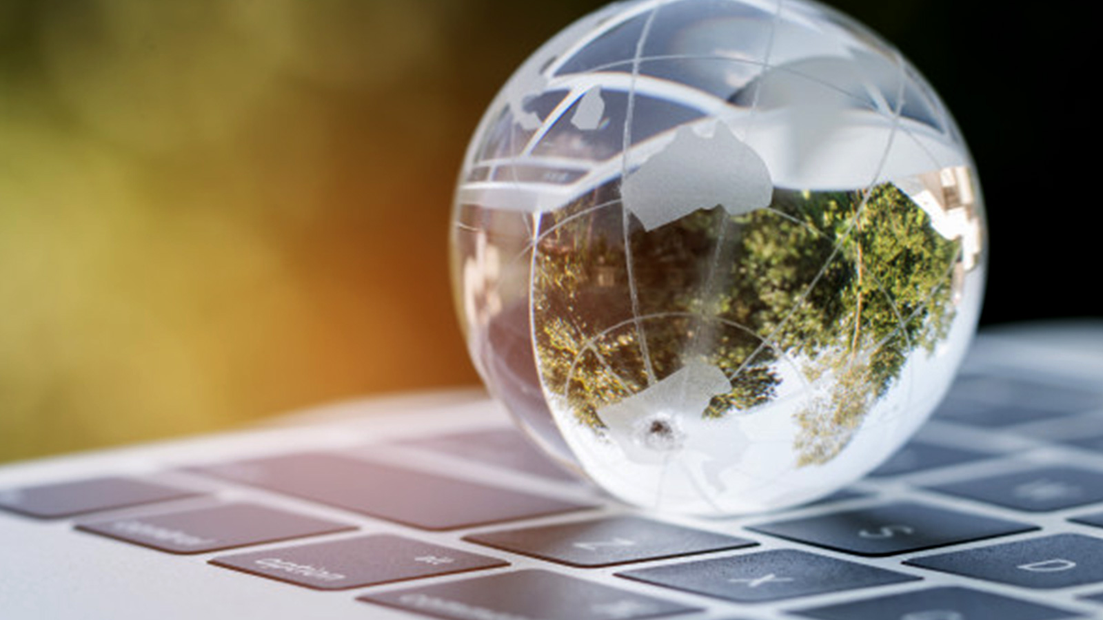 DaaS, Hosted Virtual Desktops & Workspaces - New Guides and Comparison Tools