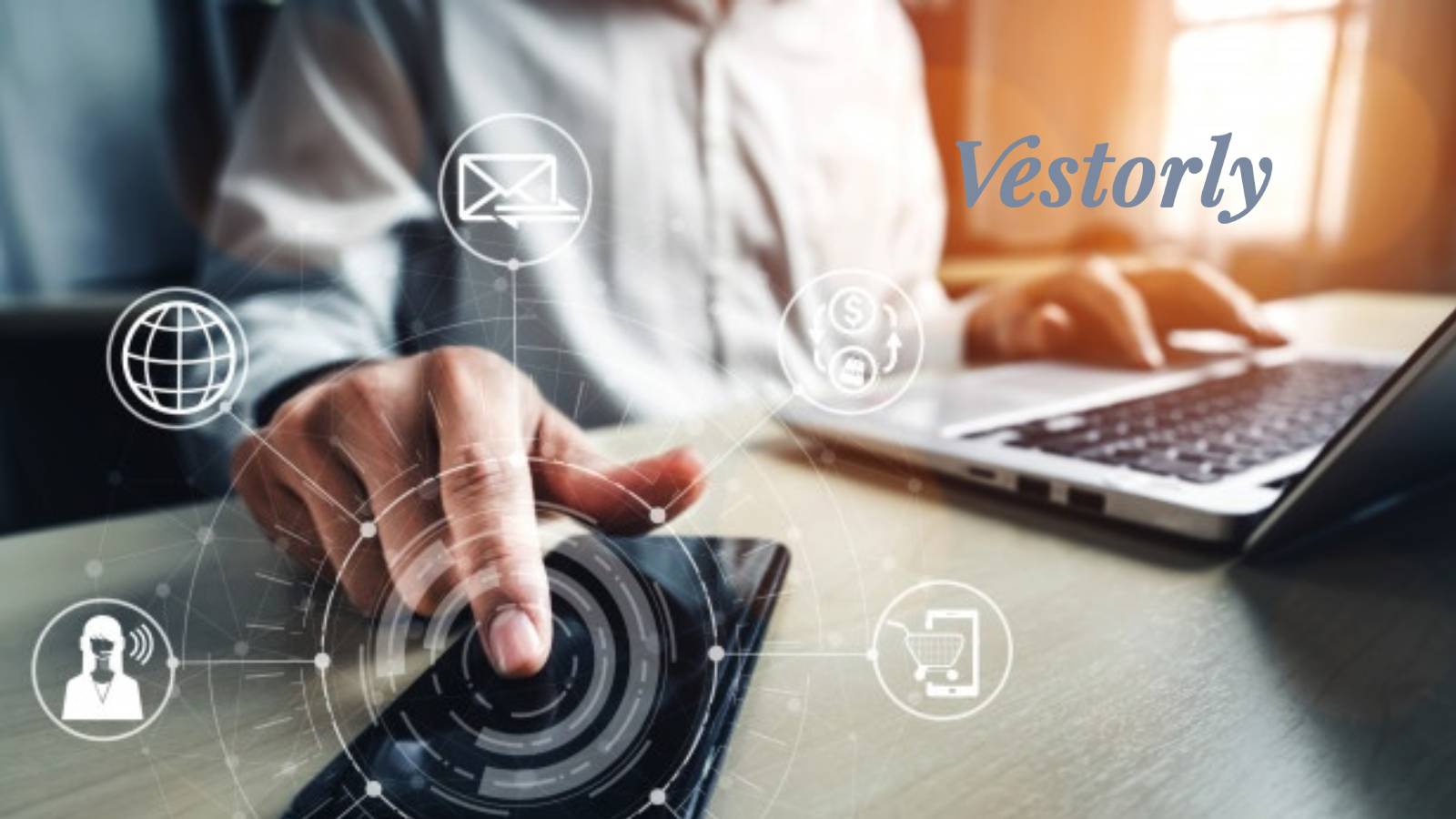 Vestorly Adds Joel Goobich, Veteran Business Executive, as Head of Marketing