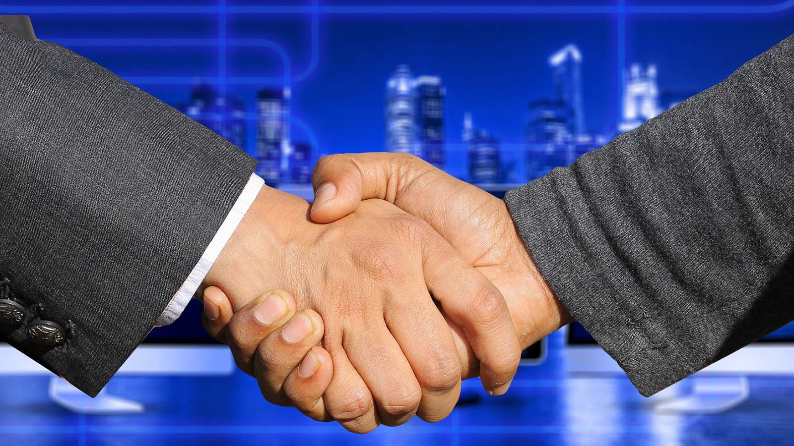 TikTok Star Josh Richards Announces Winner of $10,000 Scholarship in Partnership with SportsHi