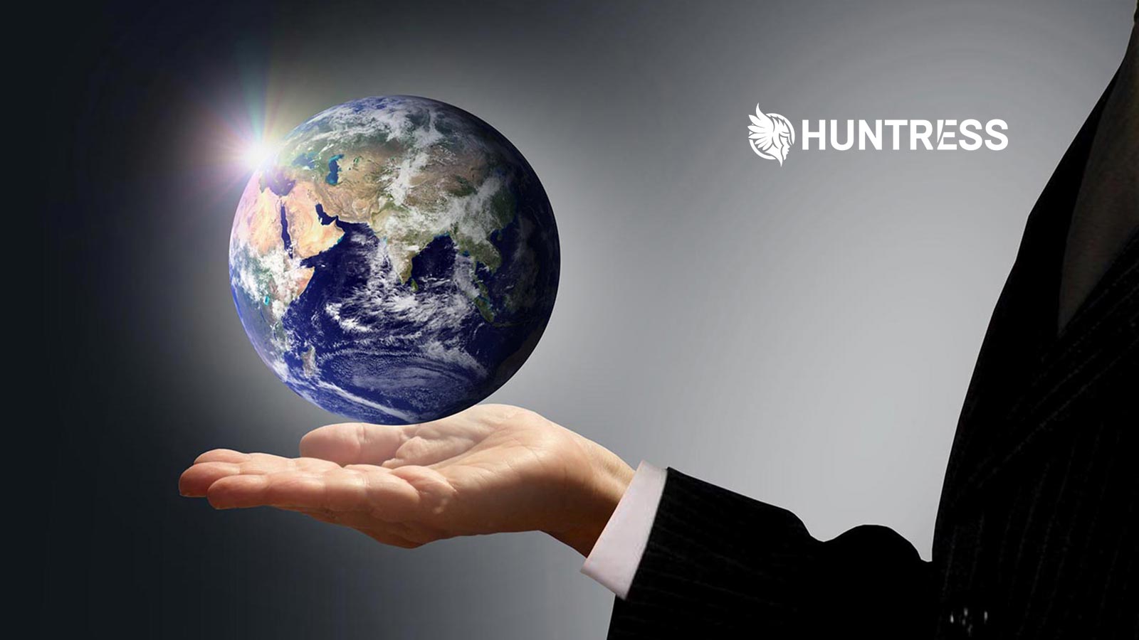 Huntress Expands Channel Ecosystem with New Distribution Partners to Accelerate Mid-Market, Public Sector, and EMEA Growth