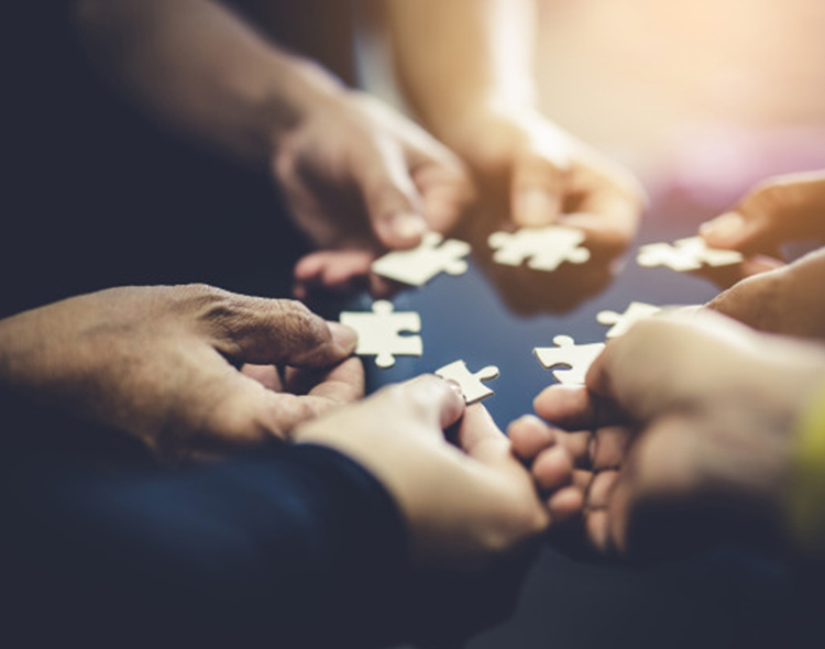 Tezos And Manchester United Partner On A Blockchain Training Kit