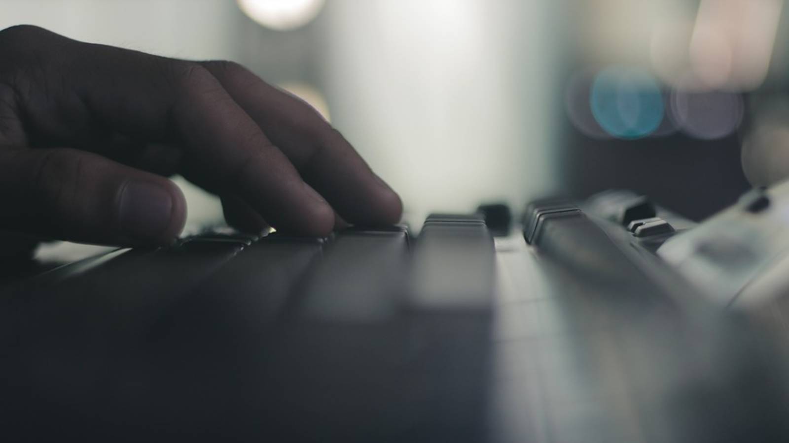 Aura Extends Intelligent Safety Platform with New Capabilities to Proactively Protect Consumers Online