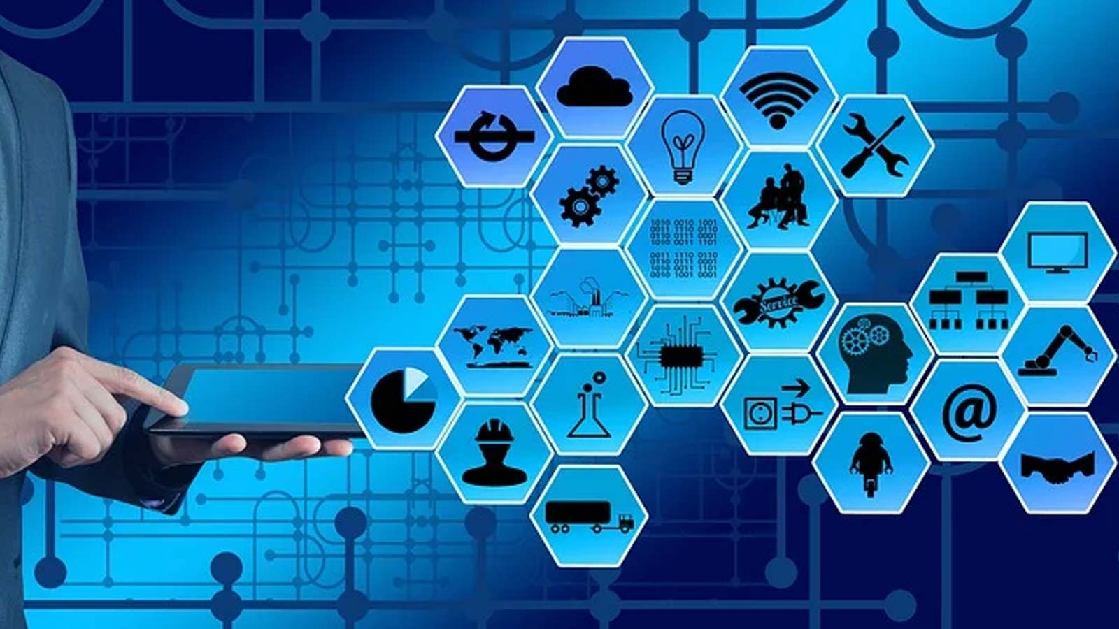 One in Four Senior Advertising Executives Expect Dramatic Growth in Budgets Over the Next 12 Months, Study Shows