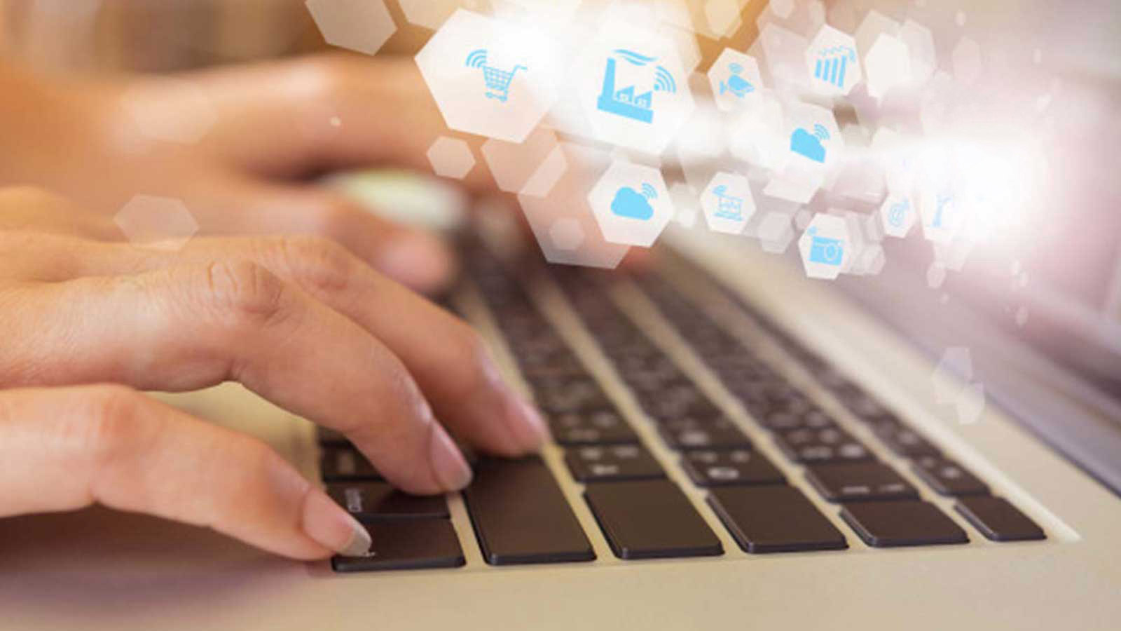 U.S. Firms Look to Cloud for Future of Oracle Applications