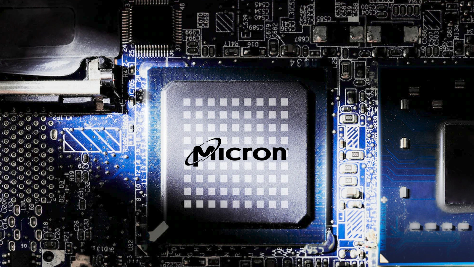 Micron DDR5 Delivers Increased Performance and Reliability for the 4th Gen Intel Xeon Scalable Processor Family