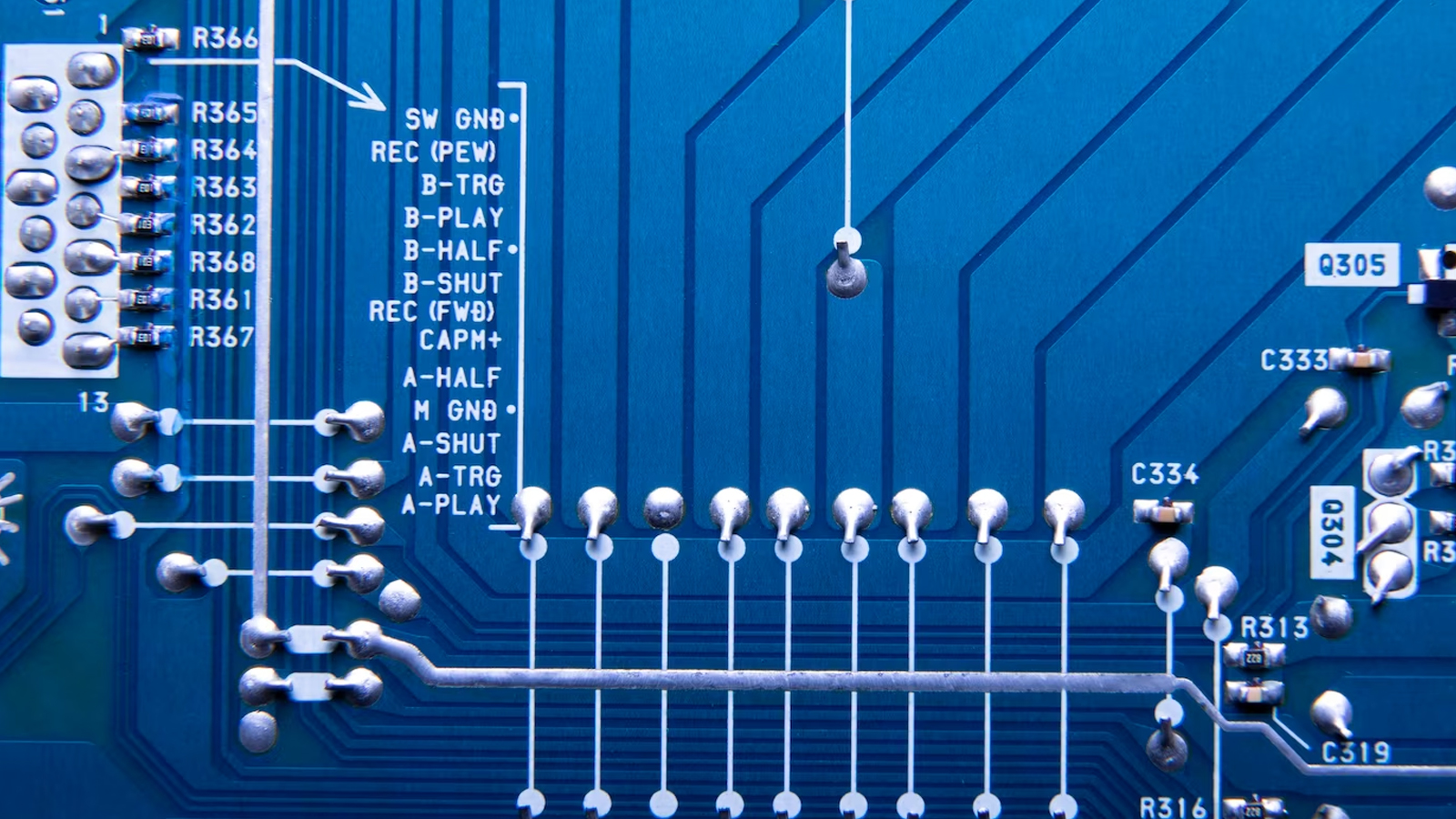 Hackboard Tackles the Widening Digital Divide and IoT With Powerful and Affordable Windows and Intel Based Single Board Computer (SBC) With 4G or 5G Connectivity